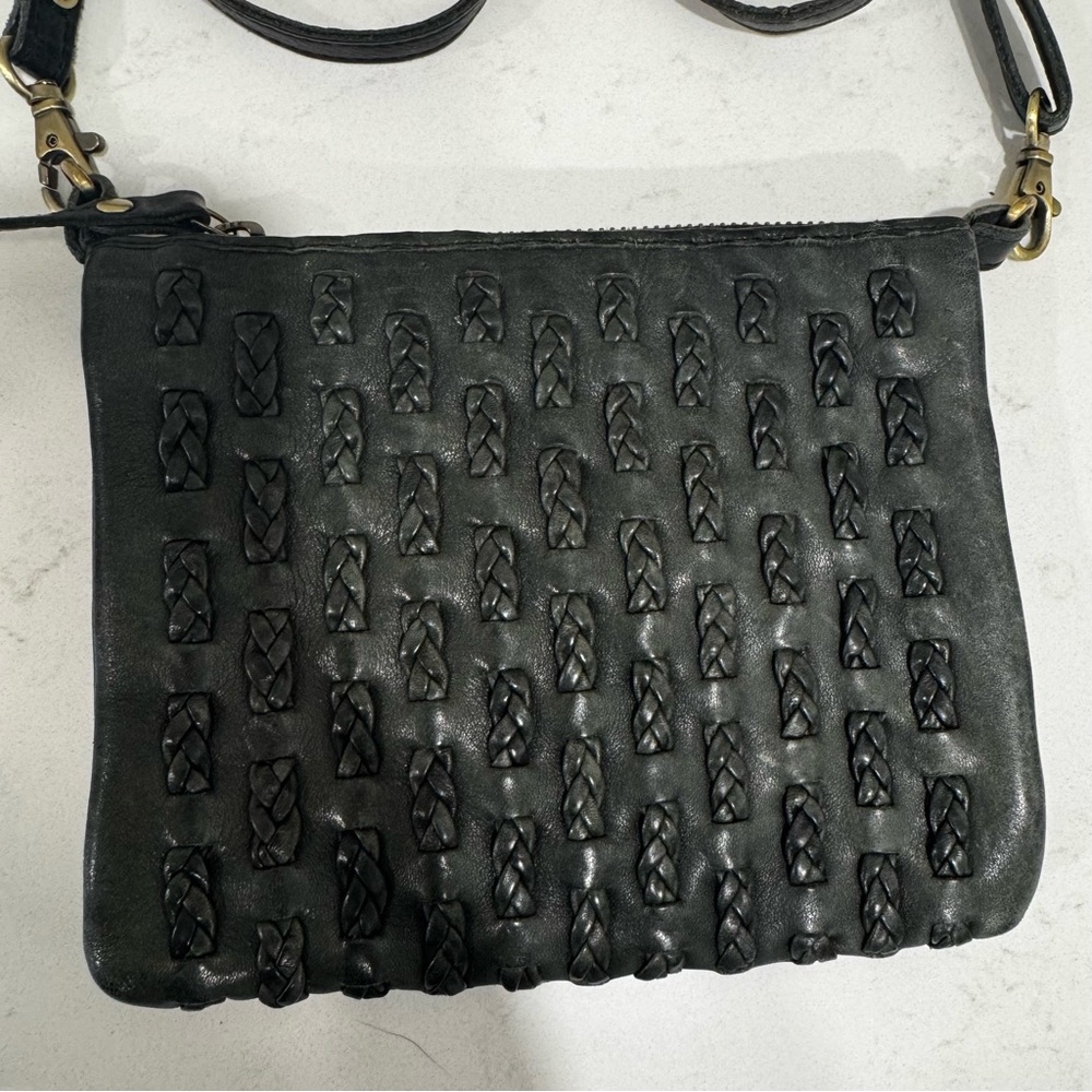 MILO Evelyn Cross Black Leather Crossbody Wallet Bag